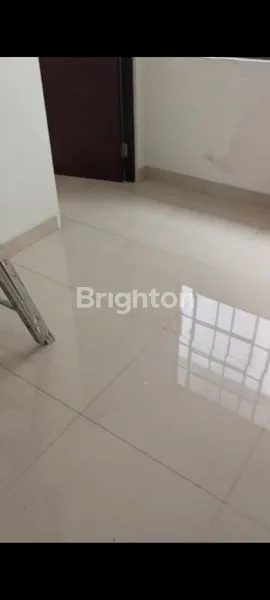 image HUNIAN NYAMAN DI GREEN LAKE CITY, 5 KT & 6 KM, SIAP HUNI (4)