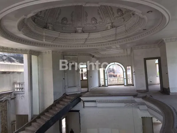 image ARAYA TAHAP 1 , DIJUAL KONDISI 80% BANGUNAN KLASIK  (4)