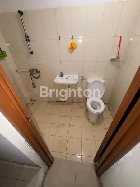 image RUMAH 3 KAMAR SEMI FURNISHED DI NUSA LOKA BSD (7)