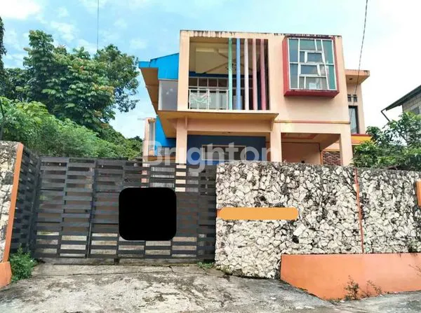 image RUMAH MEWAH TINGKAT 2 DEKAT DENGAN MALL SAMARINDA CENTRAL PLAZA (1)