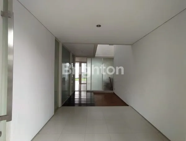 image RUMAH 2 LANTAI BARU MODERN CITRALAND DEKET G-GWAL PAKUWON MALL  (3)