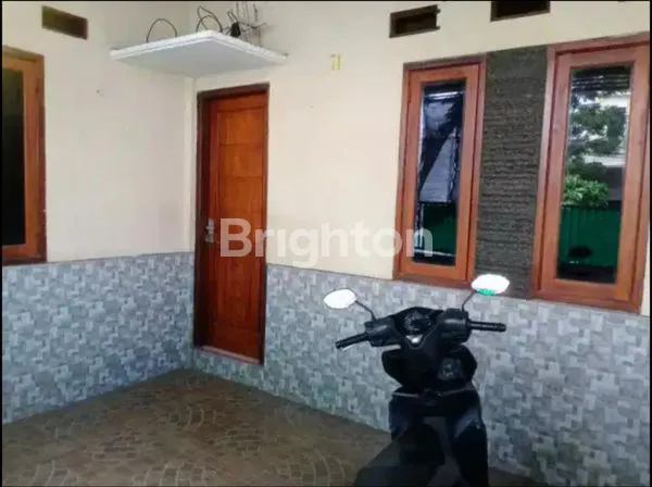 image RUMAH MINIMALIS STRATEGIS DI WIYUNG, SURABAYA (1)