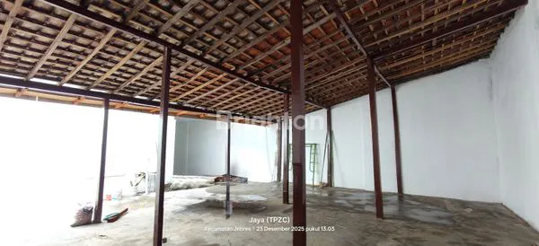 image TOKO STRATEGIS MOJOSONGO (8)