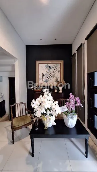 image RUMAH BESAR 2 LANTAI SEMI FURNISH DI BINTARO JAYA SEKTOR 9 (5)