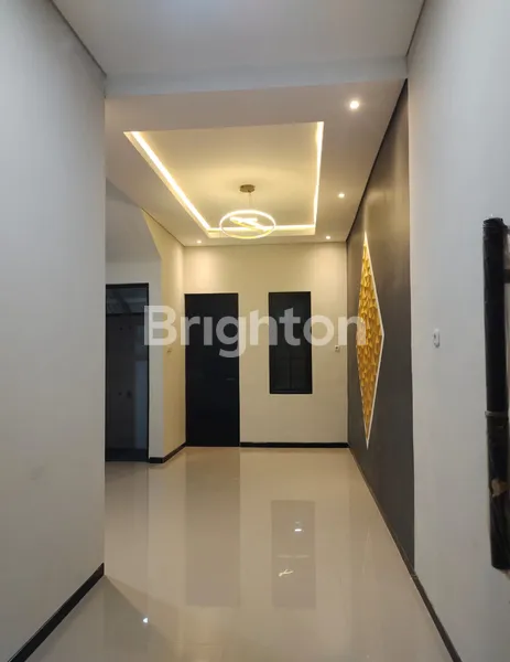 image SIAP HUNI RUMAH BARU NIRWANA EKSEKUTIF BEBAS BANJIR HANYA 1M AN (3)