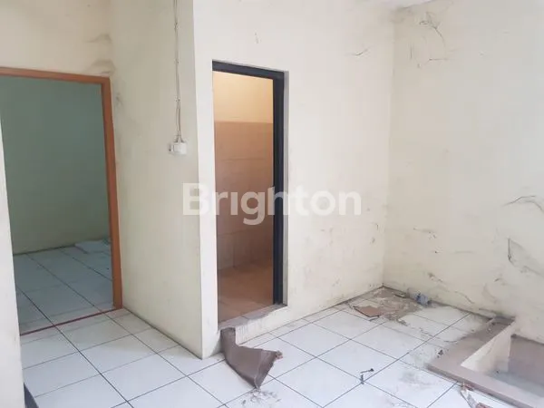 image DISEWAKAN RUKO ATAU GUDANG DIPINGGIR JALAN DEPAN LAMPU MERAH PITARA (19)