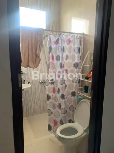 image DIJUAL CEPAT BU!! RUMAH 2 LANTAI SURABAYA BARAT FULL FURNISHED! (7)
