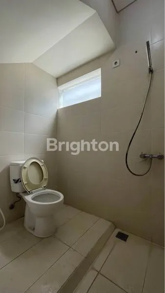 image RUMAH PELICAN HILL CITRALAND SIAP HUNI FULL FURNISHED (7)