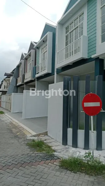 image RUMAH BARU 2 LANTAI SIAP HUNI DI LEBAK INDAH (6)