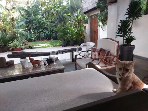 image RUMAH MEWAH THE CASTILLA BSD TANGERANG (7)