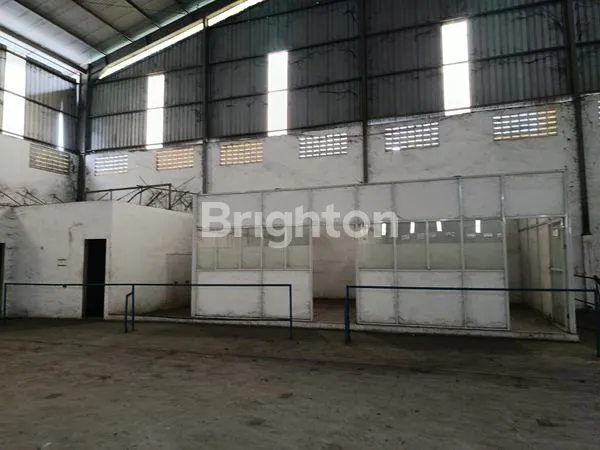 image GUDANG BAGUS DAN LUAS (6)