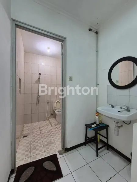 image DISEWAKAN RUKO RMI NGAGEL SIAP PAKAI STRATEGIS HADAP RAYA  (8)