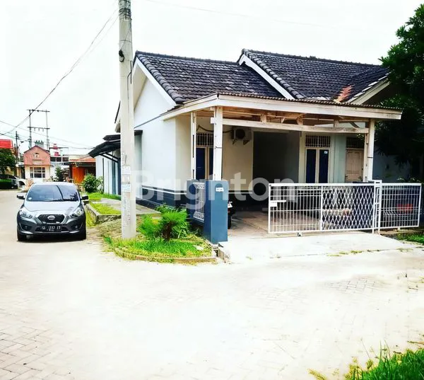 image RUMAH HOEK STRATEGIS DI BUKIT KENCANA, 3 KT (1)