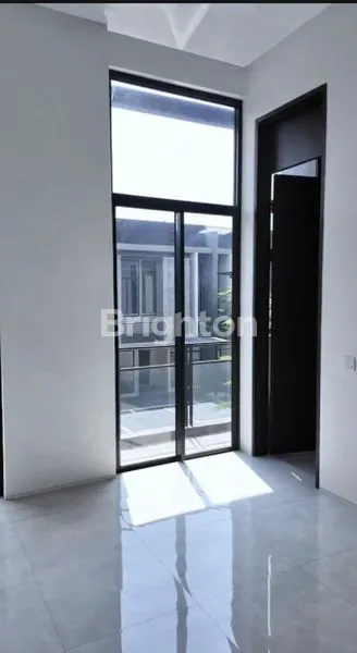 image RUMAH BARU LOKASI CITRALAND UTAMA CLUSTER DISTRICT 9, TIPE DEMPHSEY (3)