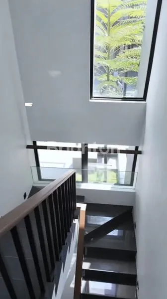 image RUMAH BARU LOKASI CITRALAND UTAMA CLUSTER DISTRICT 9, TIPE DEMPHSEY (4)