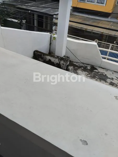 image RUMAH DI SEMOLOWARU ELOK (5)