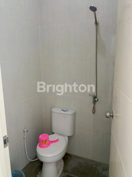 image RUMAH NYAMAN DENGAN KONSEP MINIMALIS MODERN DEKAT DENGAN MEDOKAN, WONOREJO, TOL WARU JUANDA, RAYA MERR (6)