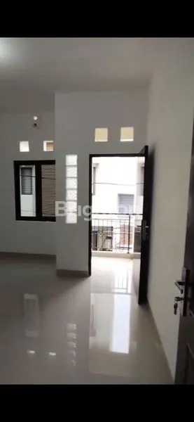 image HUNIAN MODERN 3 LANTAI, DEKAT MALL & FASILITAS LENGKAP (6)