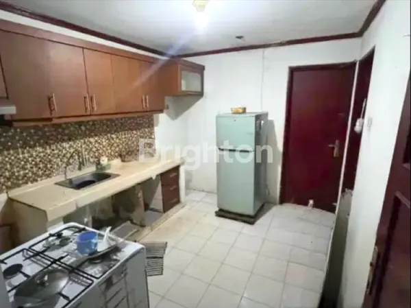 image RUMAH KLASIK LUAS DI LINGKUNGAN KOMPLEKS NYAMAN - JAKSEL (7)