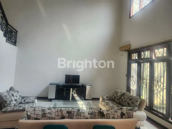 image RUMAH MEWAH SIAP HUNI DI VILLA BUKIT MAS (2)