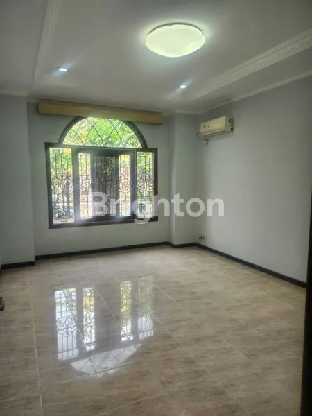 image RUMAH MEWAH SIAP HUNI DI VILLA BUKIT MAS (6)
