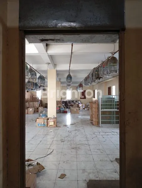 image DI JUAL CEPAT GUDANG 4 LANTAI  DI LOKASI STRATEGIS DI CIPAYUNG, CIPUTAT. (5)