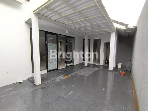 image RUMAH NORTHWEST HILL DEPAN DANAU DEKAT SMA CIPUTRA KASIH (5)