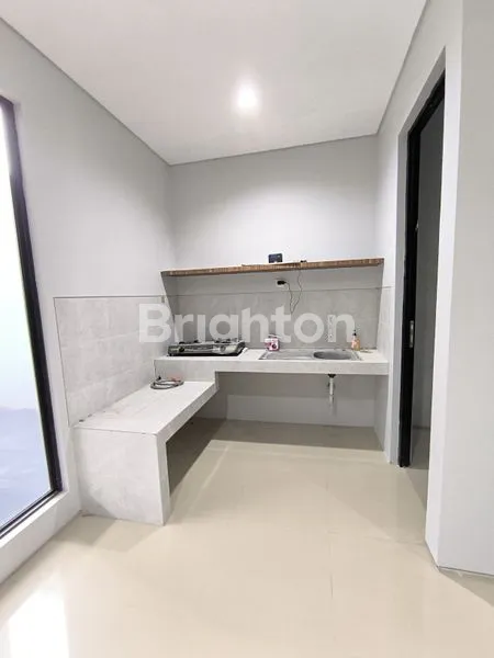 image RUMAH NORTHWEST HILL DEPAN DANAU DEKAT SMA CIPUTRA KASIH (4)