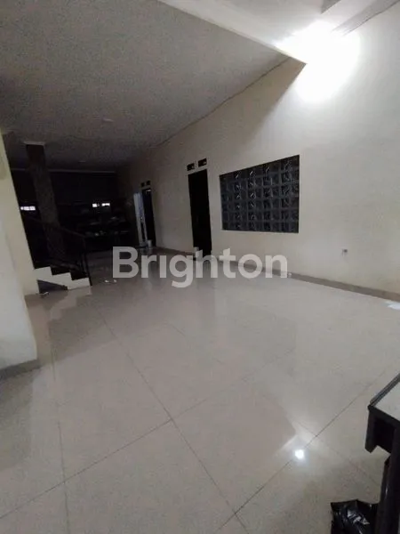 image RUMAH 2 LANTAI DI MELONG, 5 KT & 5 KM, LT 224 M² (4)