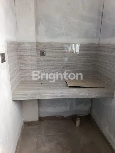 image SEWA RUKO SERBA GUNA PREMIUM LOKASI JALAN UTAMA MAHENDRADATTA  (5)