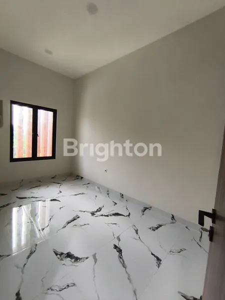 image RUMAH BARU MINIMALIS MODERN 2 LANTAI SEMI FURNIAHED MERUYA JAKARTA BARAT (8)