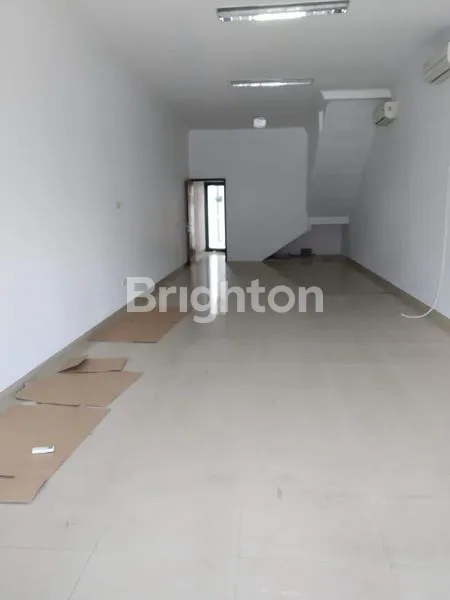 image DIJUAL / DISEWAKAN RUKO 3 LANTAI GANDENG 5 – JAKARTA BARAT – LISTRIK BESAR – LOKASI EMAS (5)