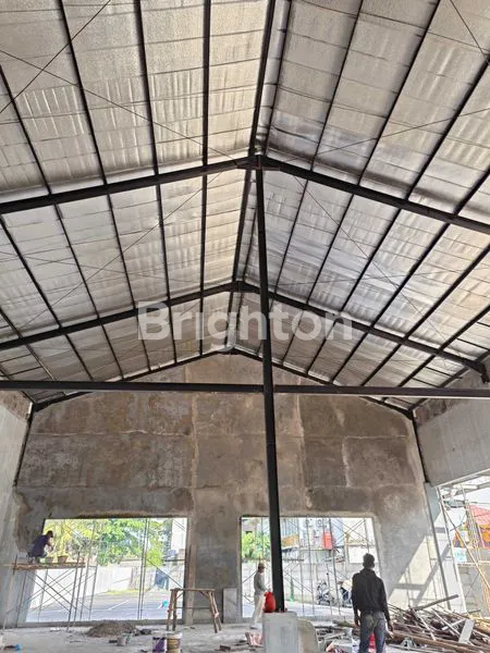 image STAND 3 GANDENG SIAP PAKAI DIJALAN DR. MANSYUR (4)