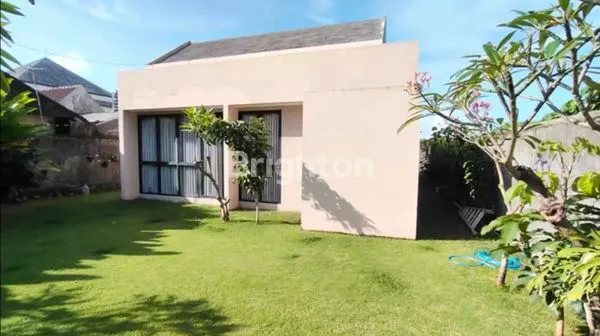 image RUMAH SEMI VILLA MODERN DI GIANYAR, DEKAT PANTAI (1)