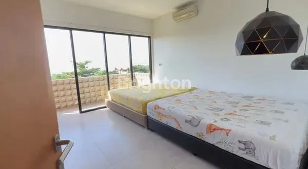 image RUMAH SEMI VILLA MODERN DI GIANYAR, DEKAT PANTAI (5)