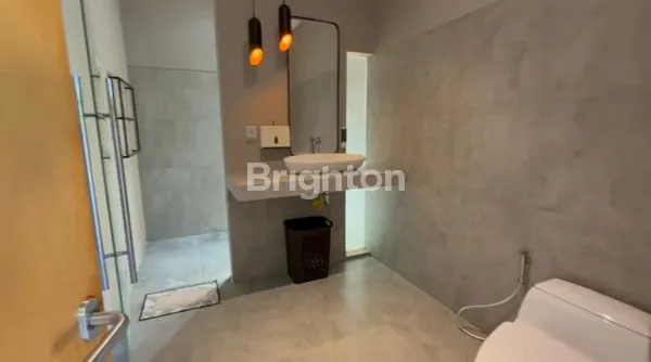 image RUMAH SEMI VILLA MODERN DI GIANYAR, DEKAT PANTAI (6)