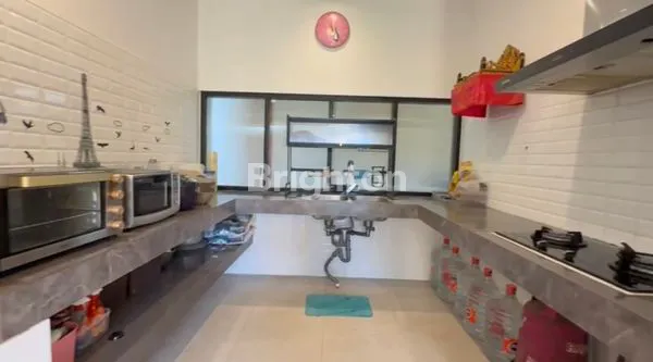 image RUMAH SEMI VILLA MODERN DI GIANYAR, DEKAT PANTAI (7)