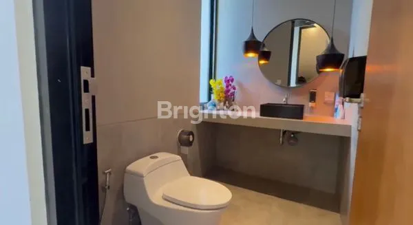 image RUMAH SEMI VILLA MODERN DI GIANYAR, DEKAT PANTAI (8)