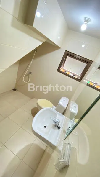 image RUMAH 2 LANTAI FURNISH LENGKAP DI BSD (5)