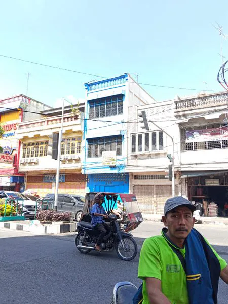 SEWA RUKO 3 LANTAI, LOKASI PREMIUM & SIAP PAKAI