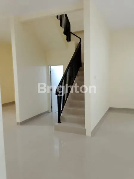 image RUMAH SIAP HUNI 180 M² DI GRIYA LOKA BSD (4)