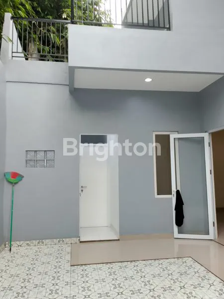 image RUMAH SIAP HUNI 180 M² DI GRIYA LOKA BSD (8)