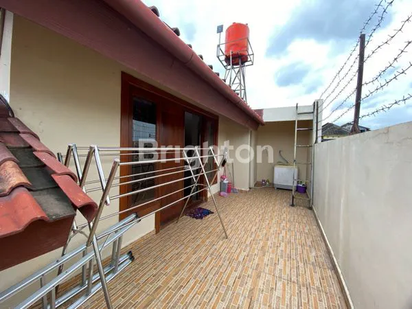 image RUMAH NYAMAN DALAM PERUMAHAN DEKAT AMBARRUKMO PLAZA (6)