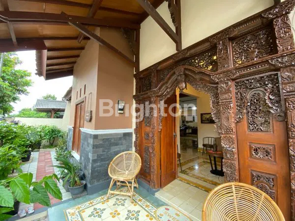 image RUMAH NYAMAN DALAM PERUMAHAN DEKAT AMBARRUKMO PLAZA (2)