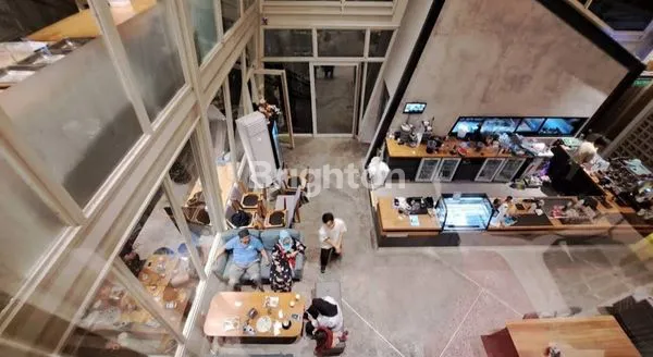 image CAFE COFFEE SIAP PAKAI SEKITARAN STADION MANAHAN SOLO (7)