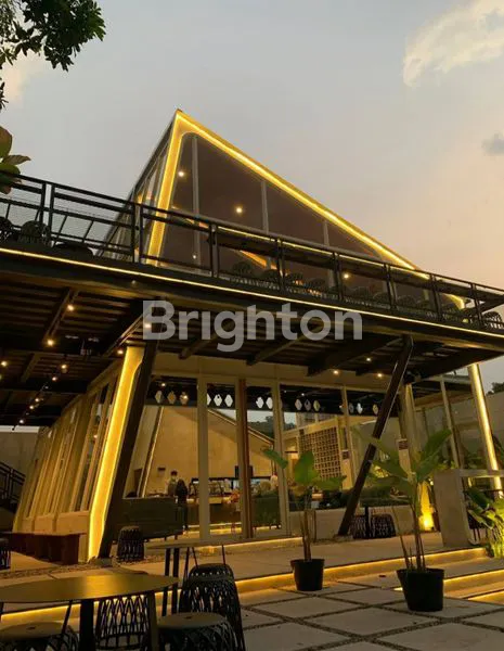 image CAFE COFFEE SIAP PAKAI SEKITARAN STADION MANAHAN SOLO (2)