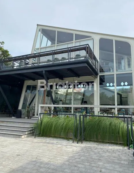 image CAFE COFFEE SIAP PAKAI SEKITARAN STADION MANAHAN SOLO (5)