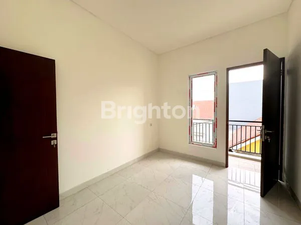 image RUMAH BARU DURI KEPA 1.25M ROW MOBIL DKT TANJUNG DUREN JAKARTA BARAT (7)