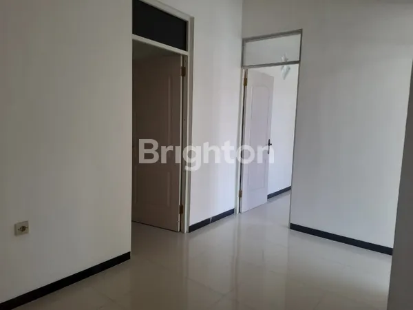 image RUMAH SUDAH RENOVASI LEBAK INDAH TOWN HOUSE SURABAYA TIMUR - SHM READY (3)
