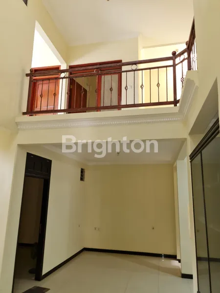 image RUMAH SELESAI RENOVASI RUNGKUT MENANGGAL HARAPAN SURABAYA TIMUR - ADA PGN & KITCHEN SET (4)